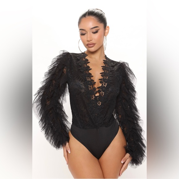 NWT- Fashion Nova- She's So Extra Bodysuit - Black - Picture 2 of 6